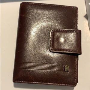 VINTAGE! AE pocketbook/wallet! brown leather